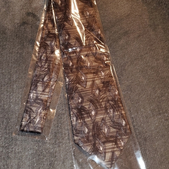 Brown / Tan Patterned Tie New - Picture 2 of 6